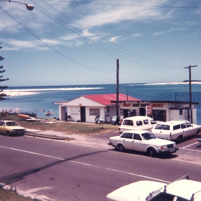 The Old Clubhouse around 1985 with The White Fleet next door