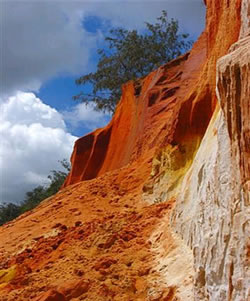 Coloured sands near Noosa