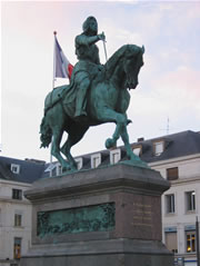 Statue of Joan in Orleans.